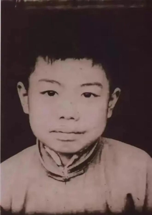 这些在常人看来“吃亏”的选择,为什么钱七虎却觉得是理所应当?