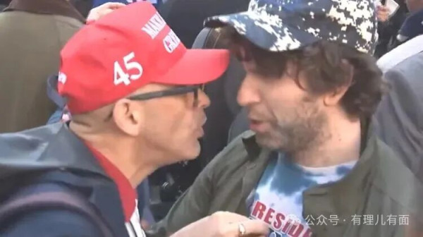 “特朗普医生”上线：诊断全民焦虑，开出可乐“神药”