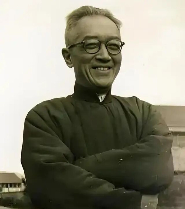 反动文人，能洗白吗？