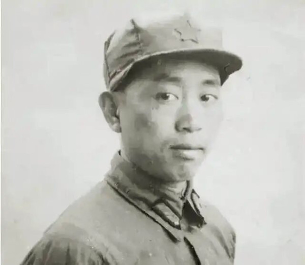 趟血路的长征先锋大将刘亚楼