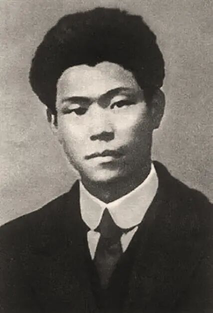 “反动派都是纸老虎”，最早谁提出？